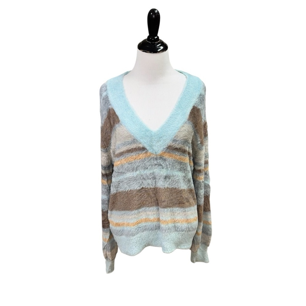 a.n.a. A New Approach Women's L Large Knit Sweater V-Neck Fluffy Striped
